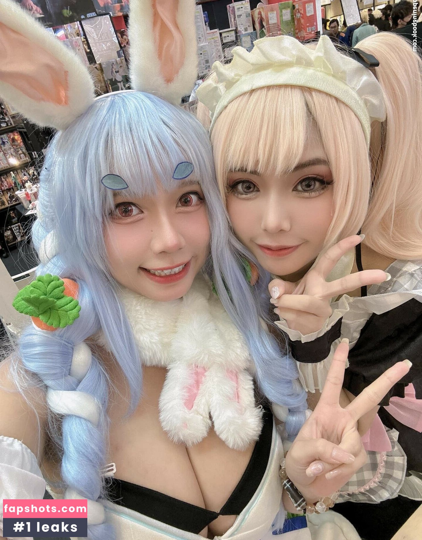 Momoko.xoxo gallery photo #24