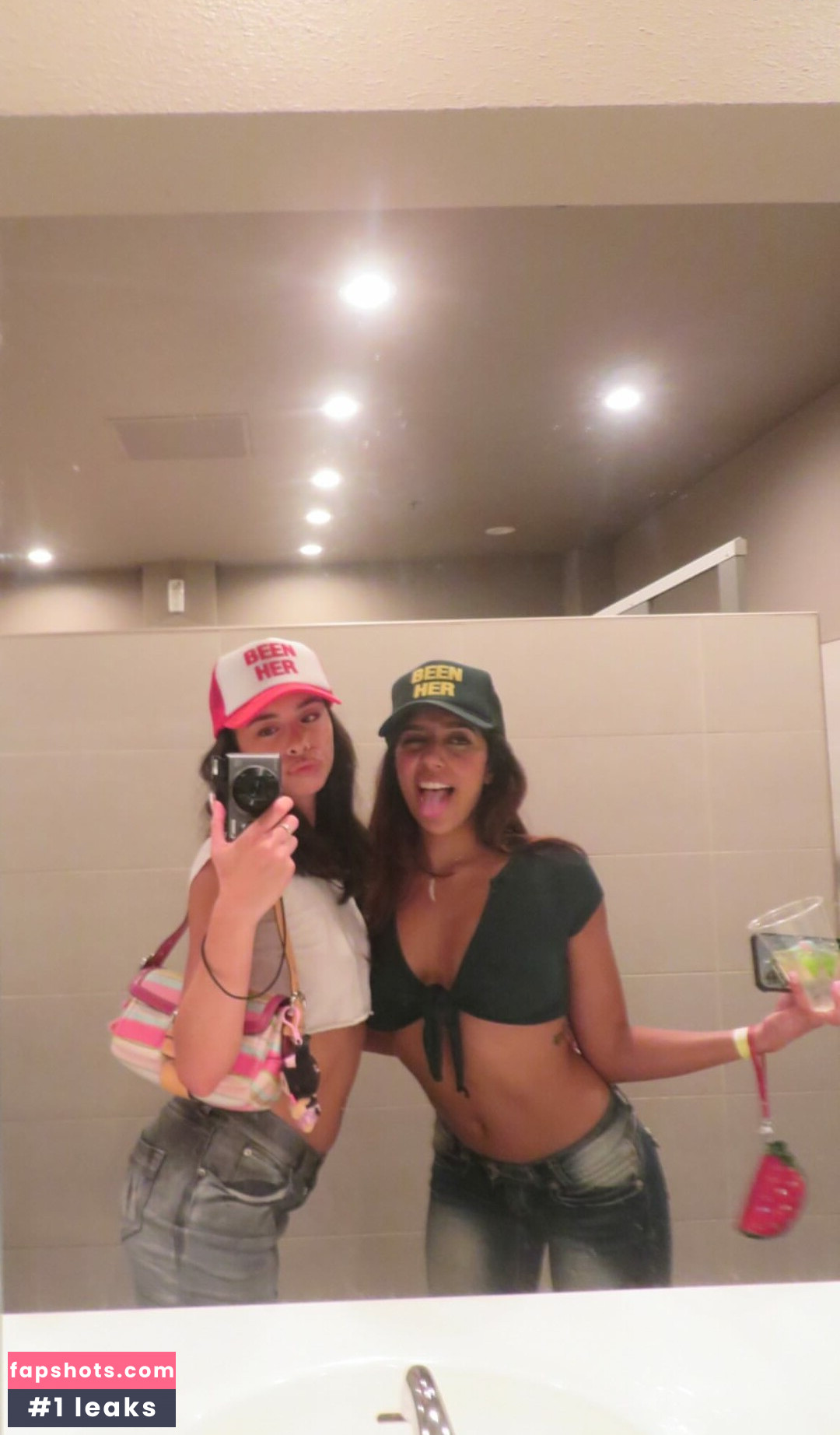 momunniee gallery photo #12