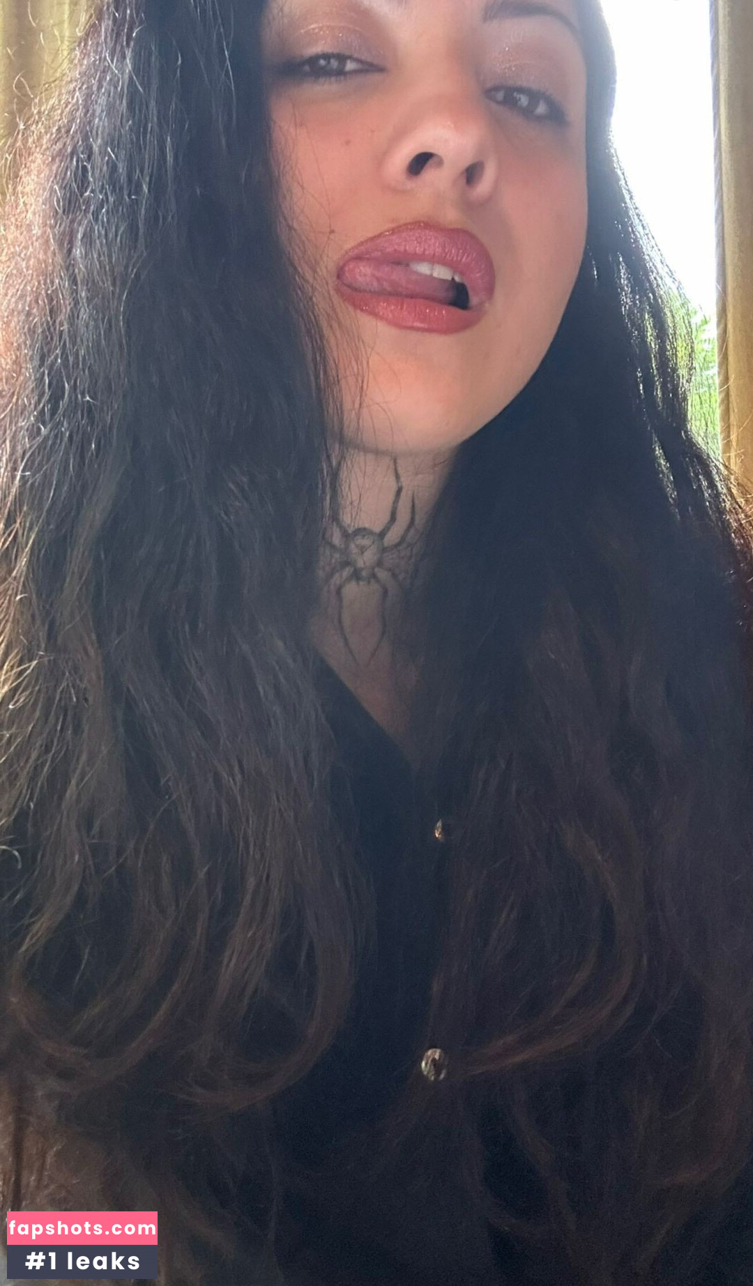 Mon Laferte Nahé úniky fotek pouze od fanoušků #22 - Fapshots