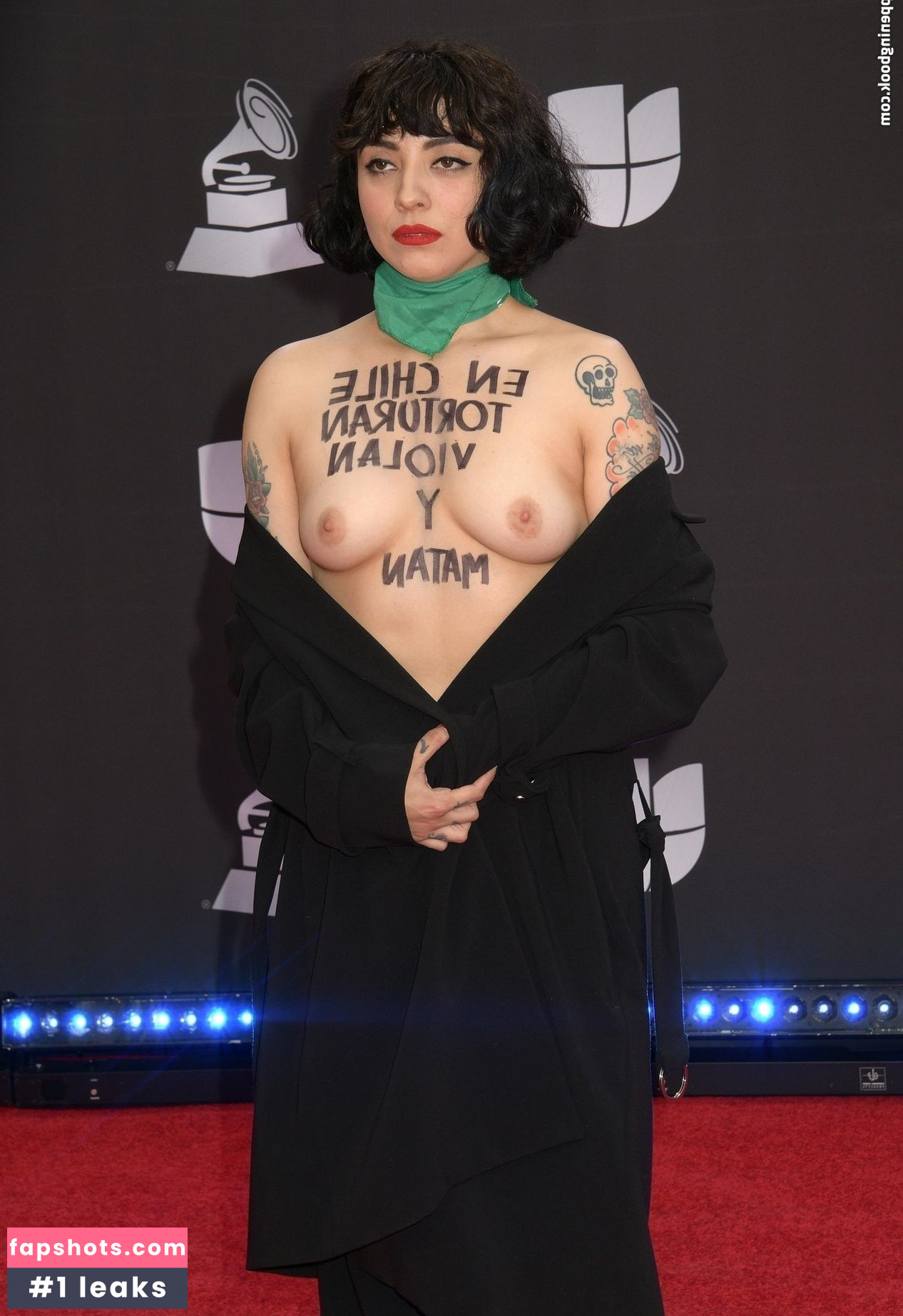 Mon Laferte Nahé úniky fotek pouze od fanoušků #25 - Fapshots