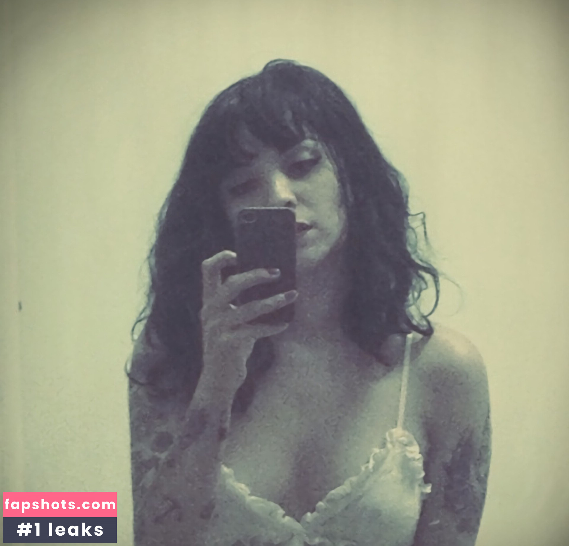 Mon Laferte Nahé úniky fotek pouze od fanoušků #4 - Fapshots