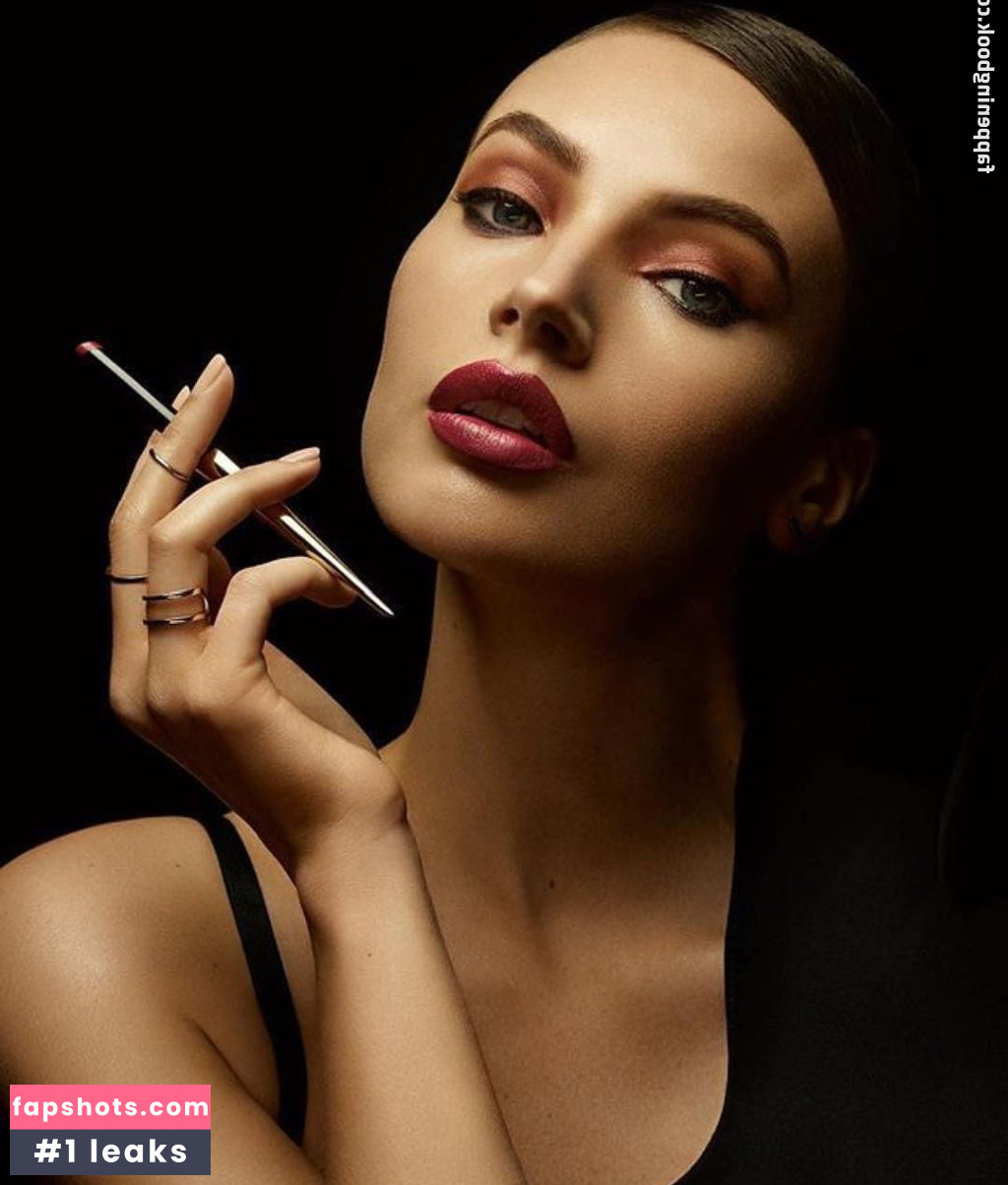 Mona Johannesson gallery photo #28