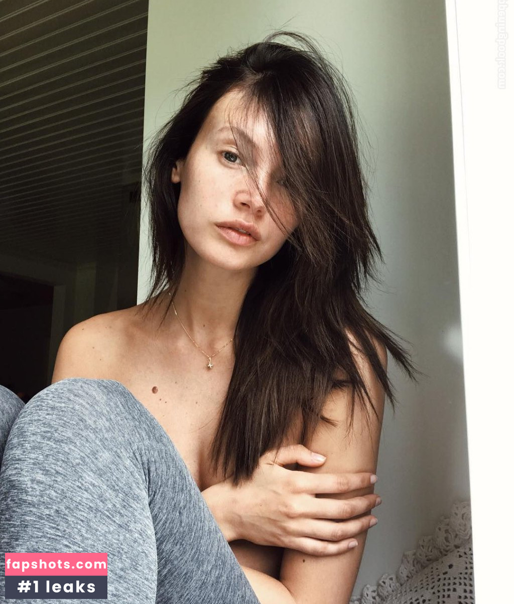 Mona Johannesson gallery photo #47