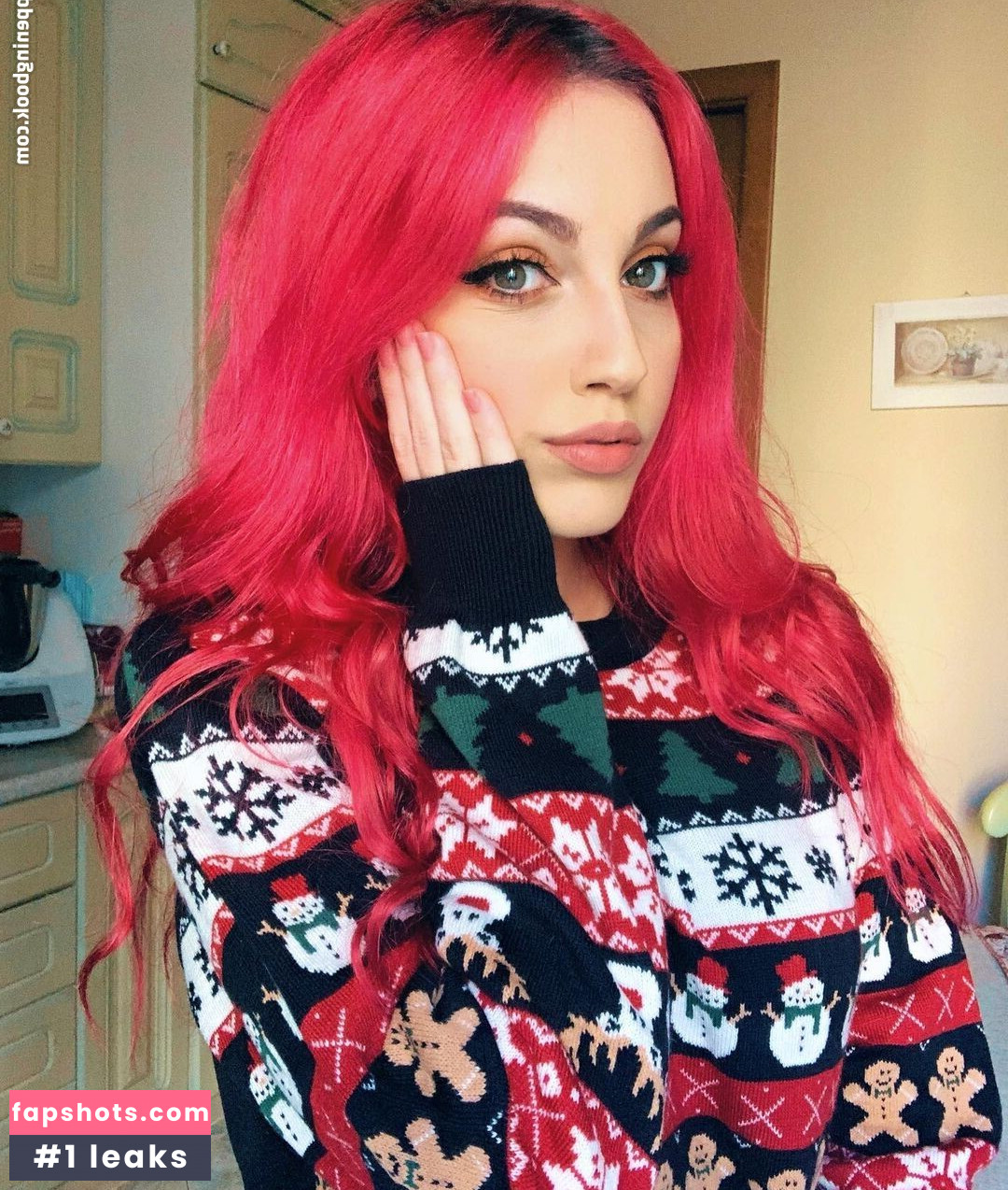 Mona Schon gallery photo #34