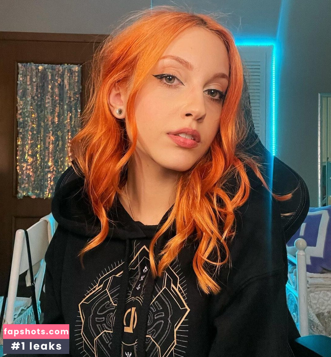 Mona Schon gallery photo #50