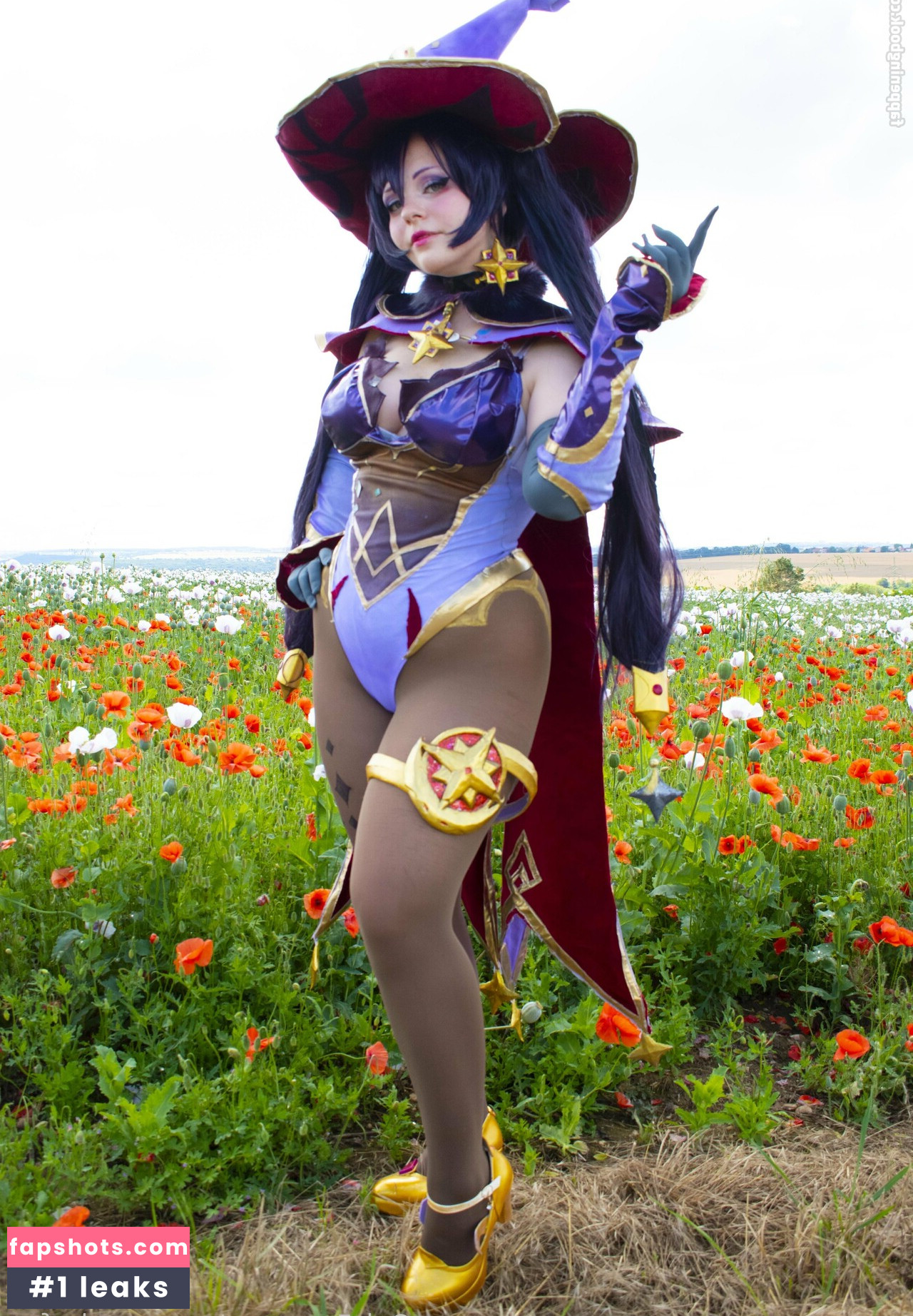 monacosplayfree nude babe gallery