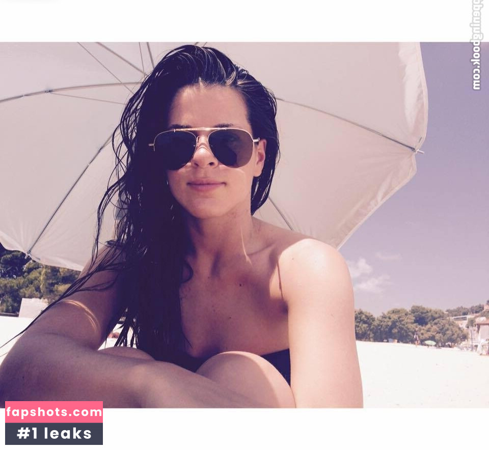 monciicii nude babe gallery