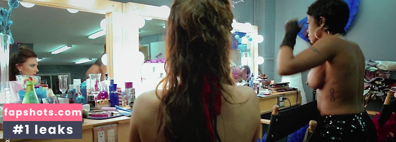 Monda Scott nude babe gallery