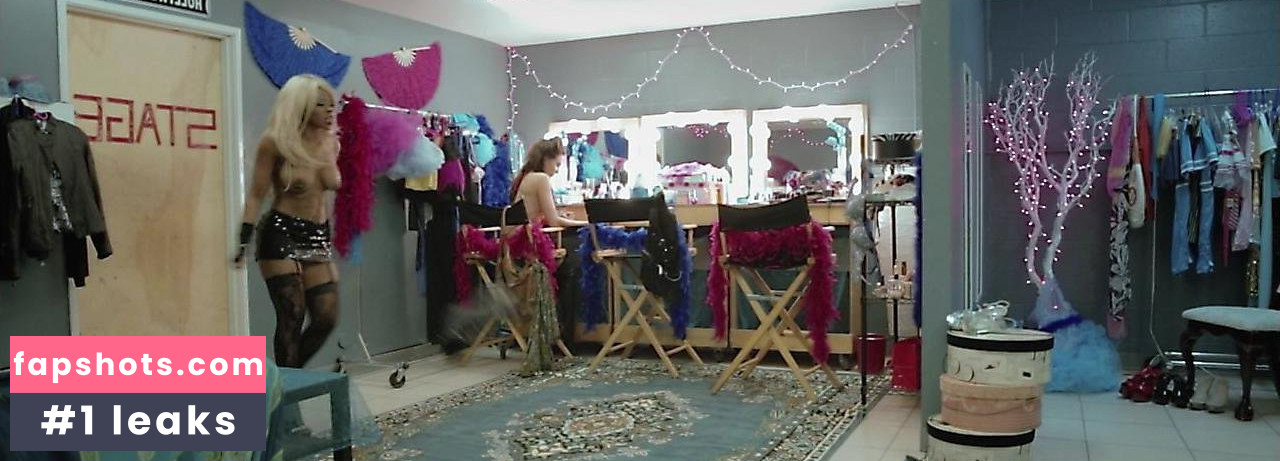 Monda Scott gallery photo #3