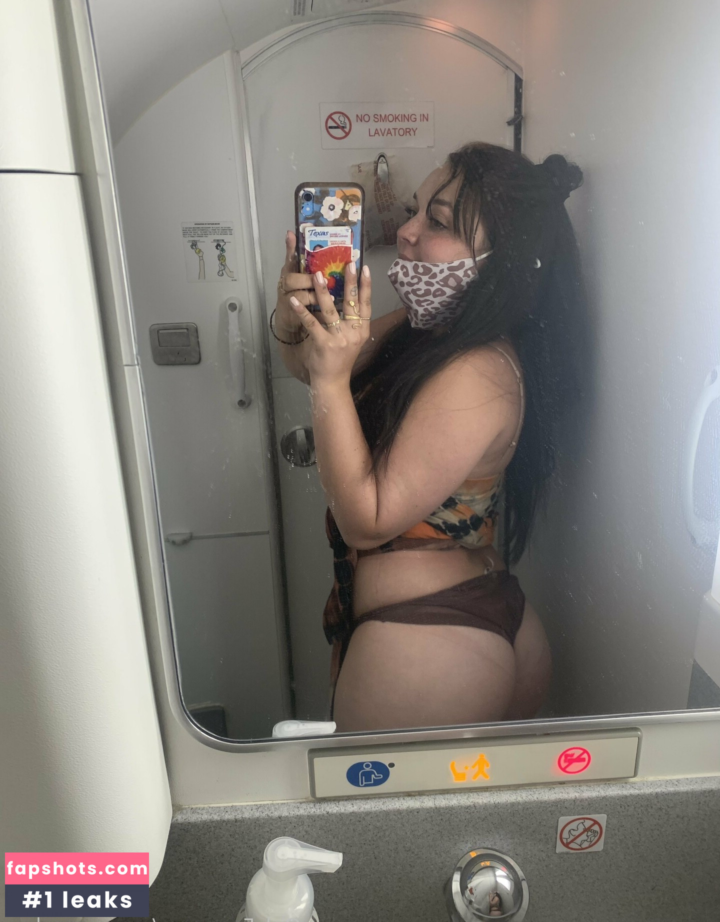 moneymayluvv nude babe gallery