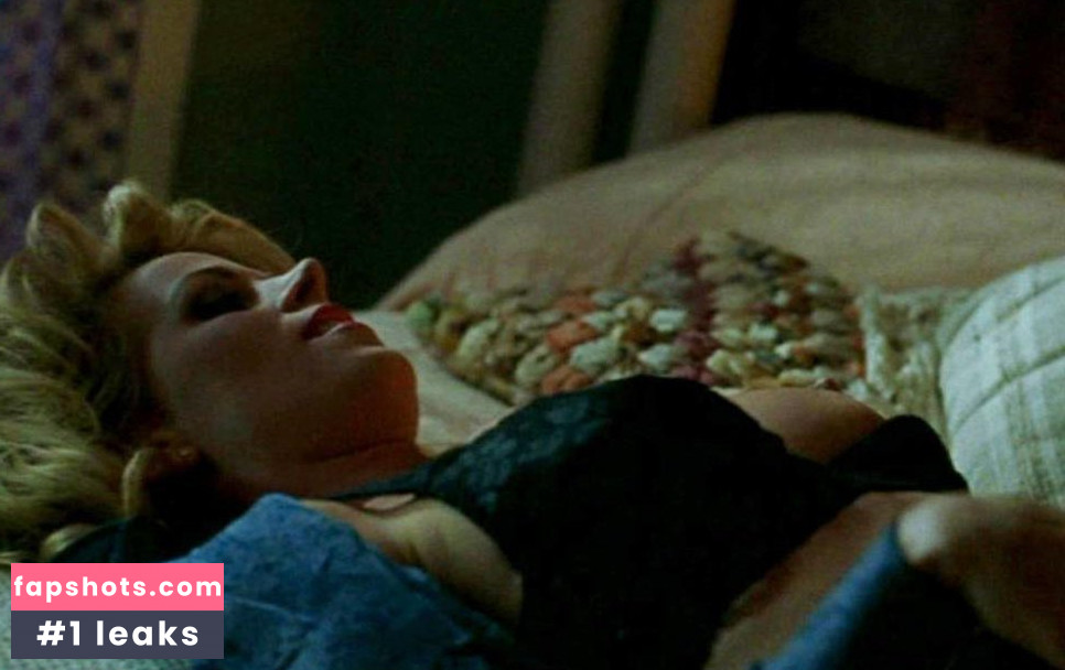 Monica Akesson gallery photo #4