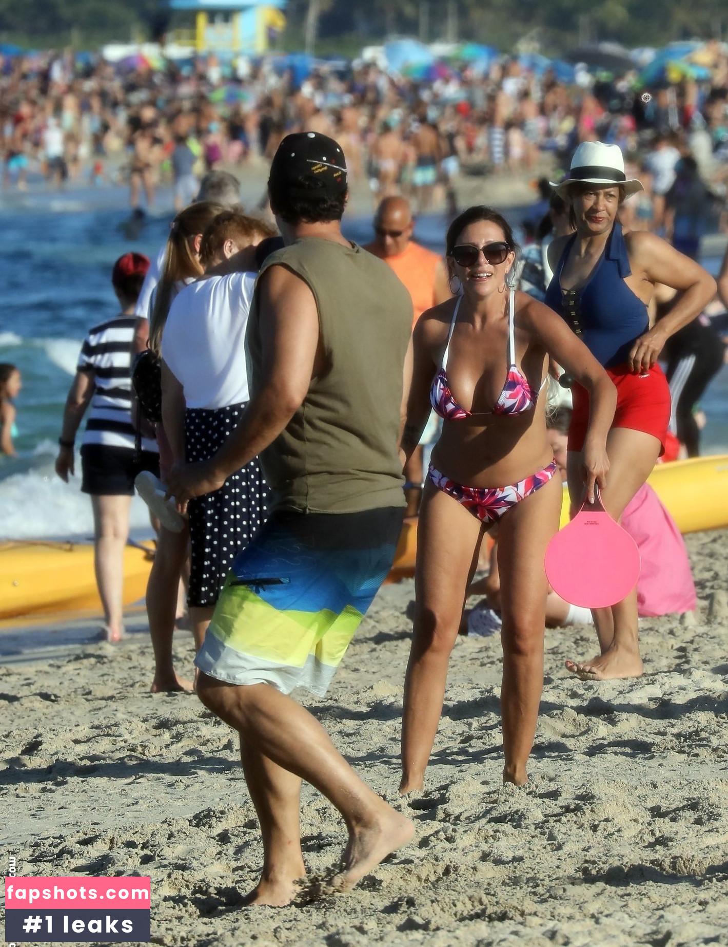 Monica Ayos gallery photo #12