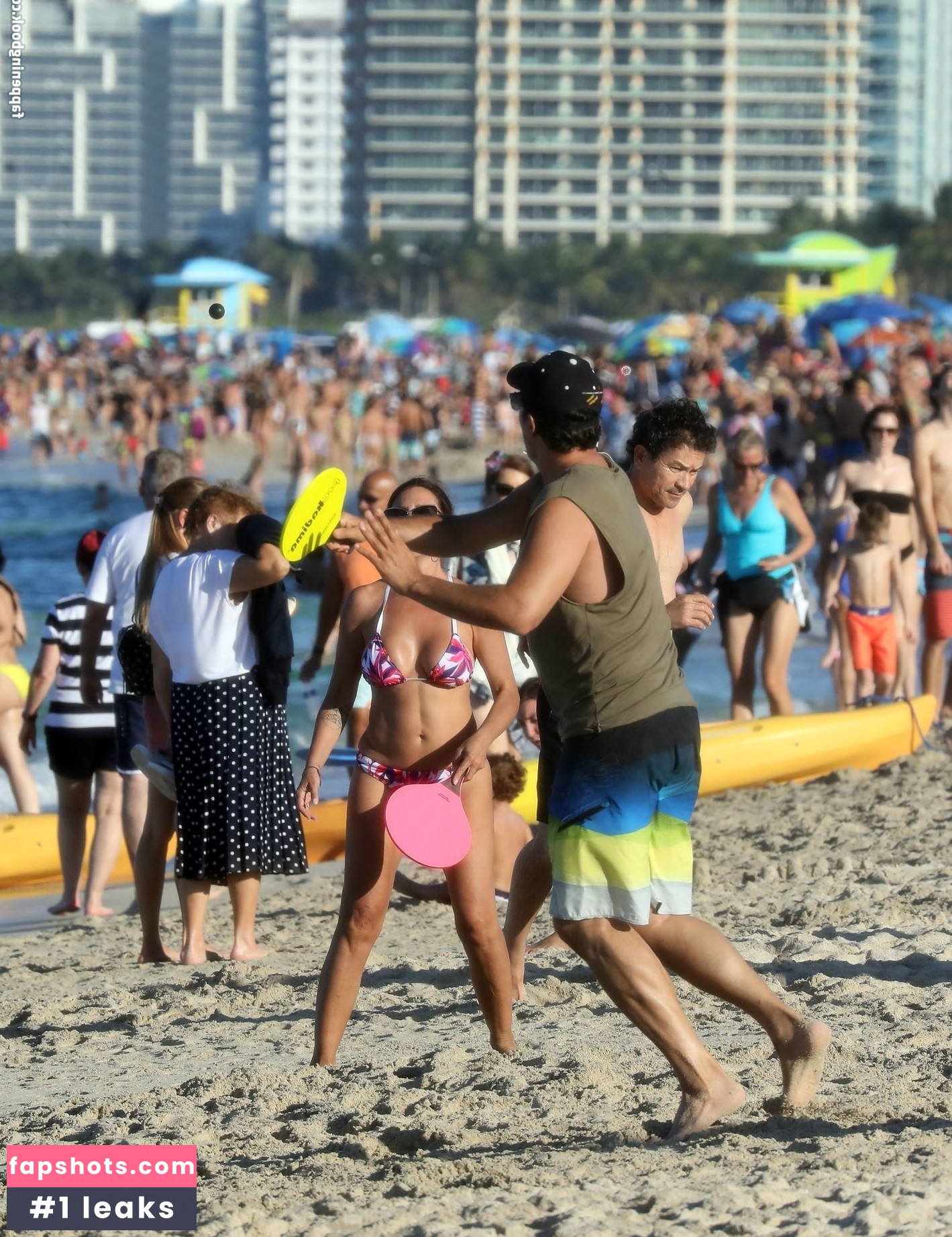 Monica Ayos gallery photo #13