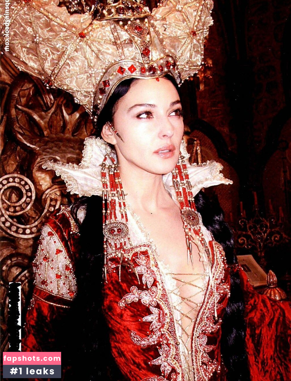 Monica Bellucci Nahé úniky fotek pouze od fanoušků #133 - Fapshots