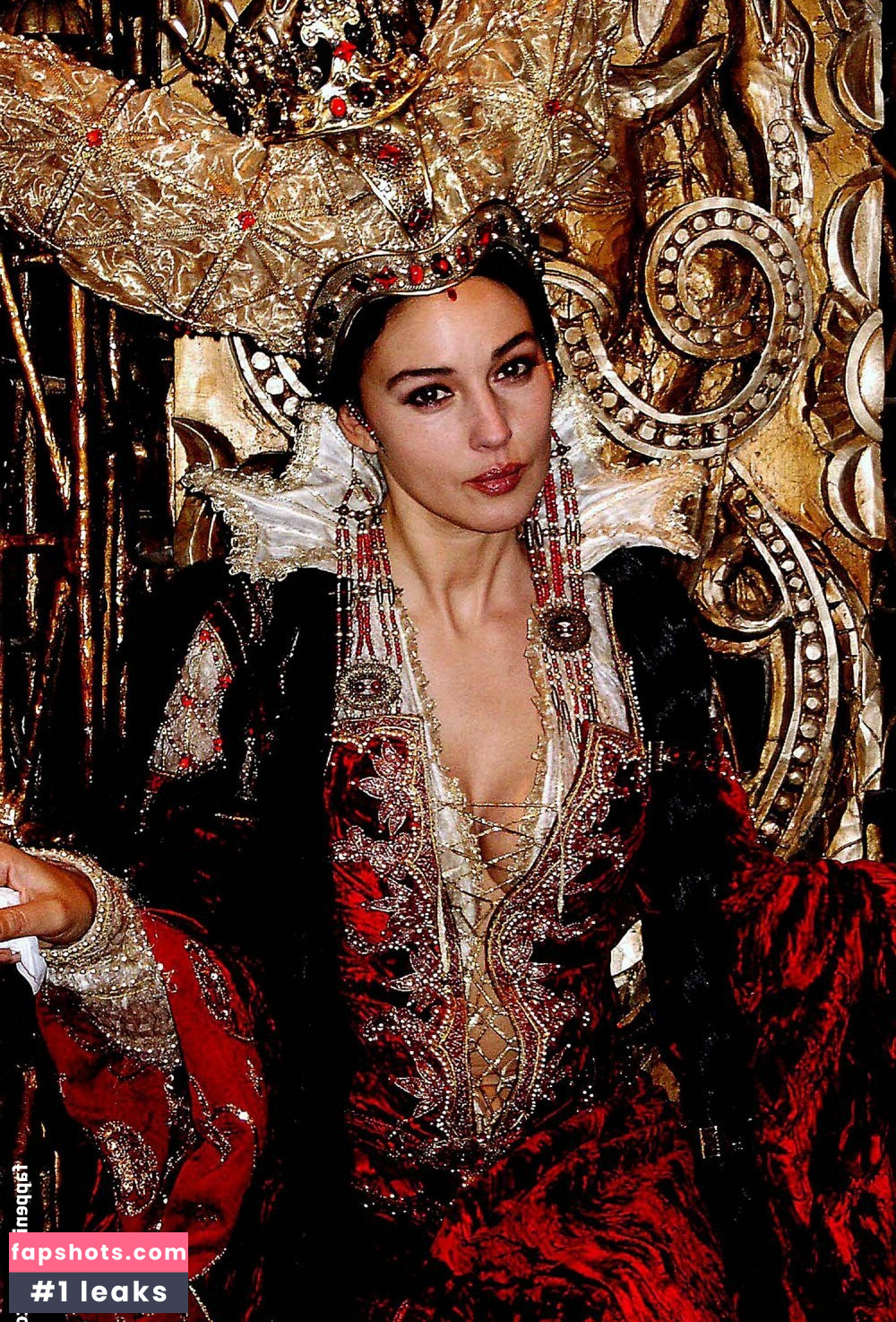 Monica Bellucci Nahé úniky fotek pouze od fanoušků #140 - Fapshots