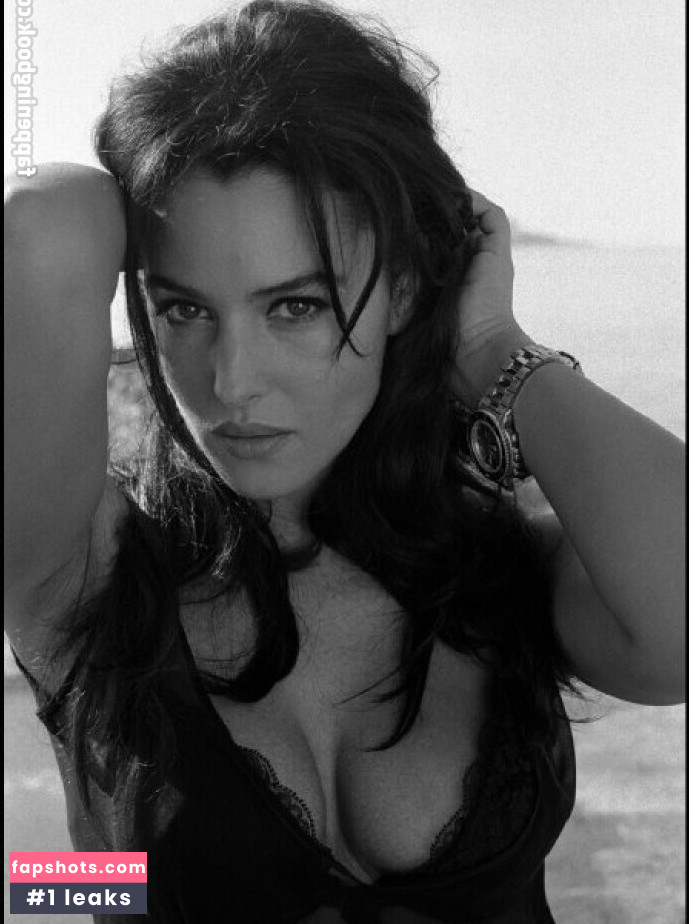 Monica Bellucci Nahé úniky fotek pouze od fanoušků #192 - Fapshots