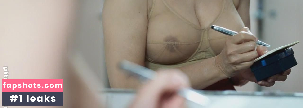 Monica Bellucci Nahé úniky fotek pouze od fanoušků #270 - Fapshots