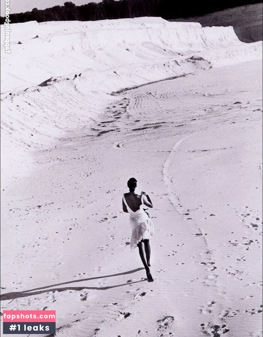 Monica Bellucci Nahé úniky fotek pouze od fanoušků #28 - Fapshots