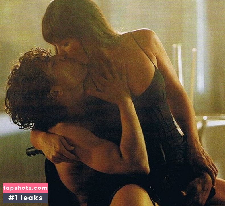 Monica Bellucci Nahé úniky fotek pouze od fanoušků #405 - Fapshots