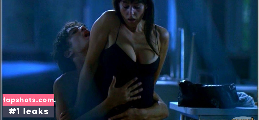 Monica Bellucci Nahé úniky fotek pouze od fanoušků #436 - Fapshots
