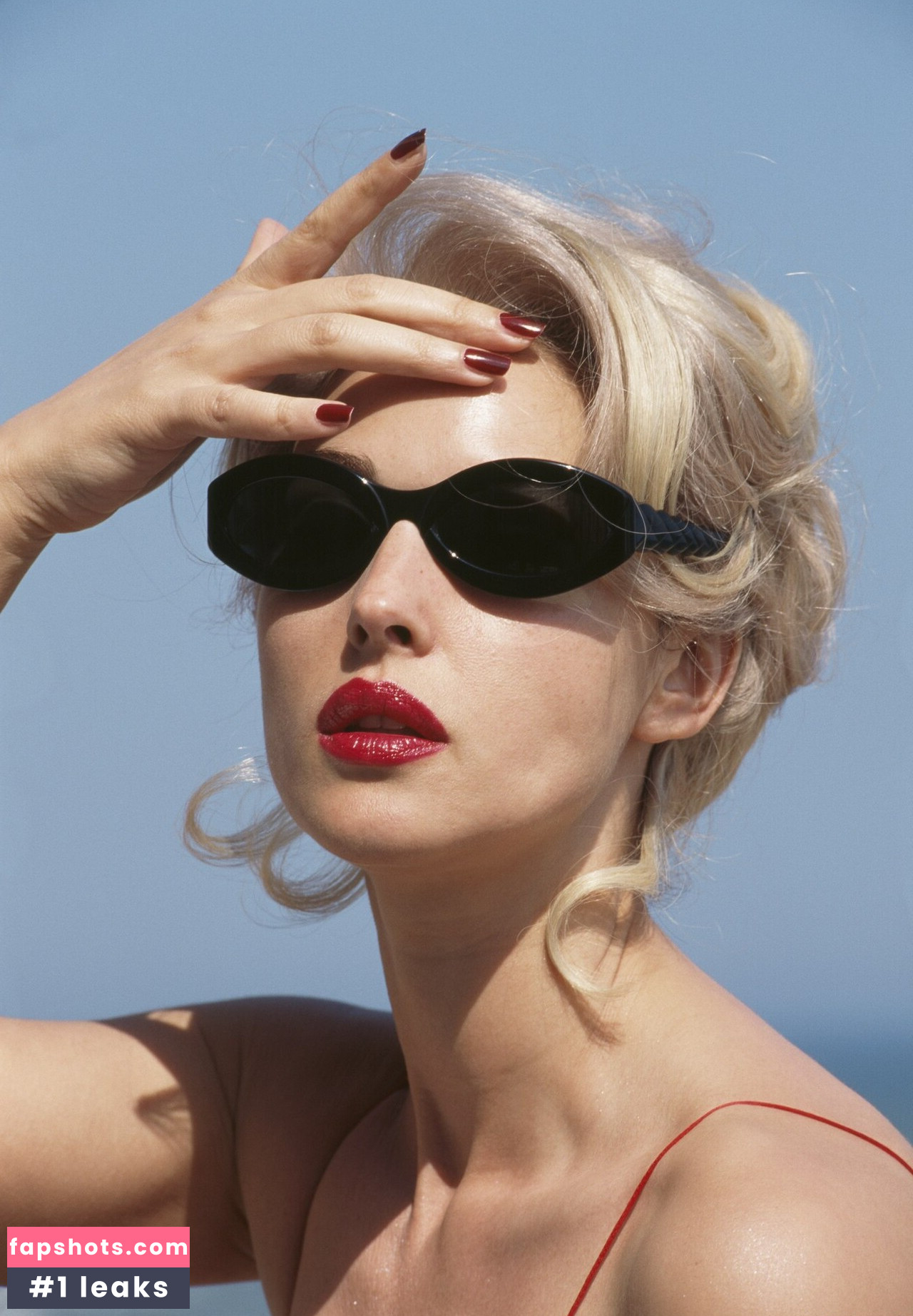 Monica Bellucci Nahé úniky fotek pouze od fanoušků #59 - Fapshots