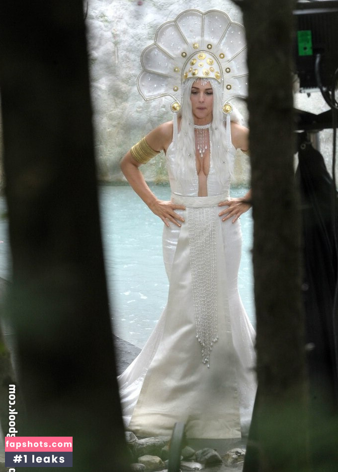 Monica Bellucci Nahé úniky fotek pouze od fanoušků #67 - Fapshots