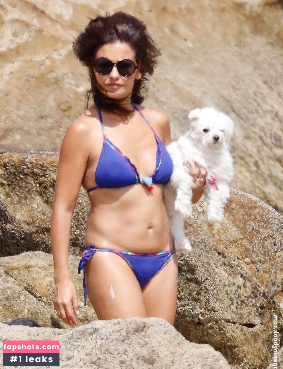 Monica Cruz gallery photo #107