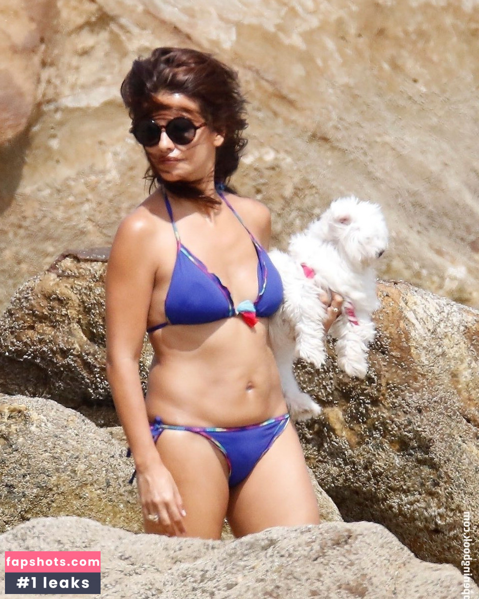 Monica Cruz gallery photo #108