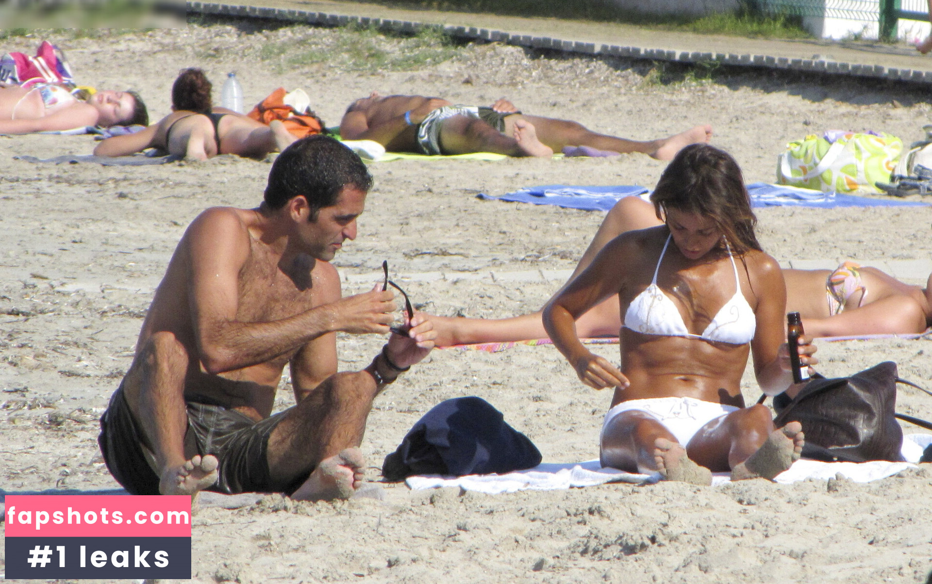 Monica Cruz gallery photo #35