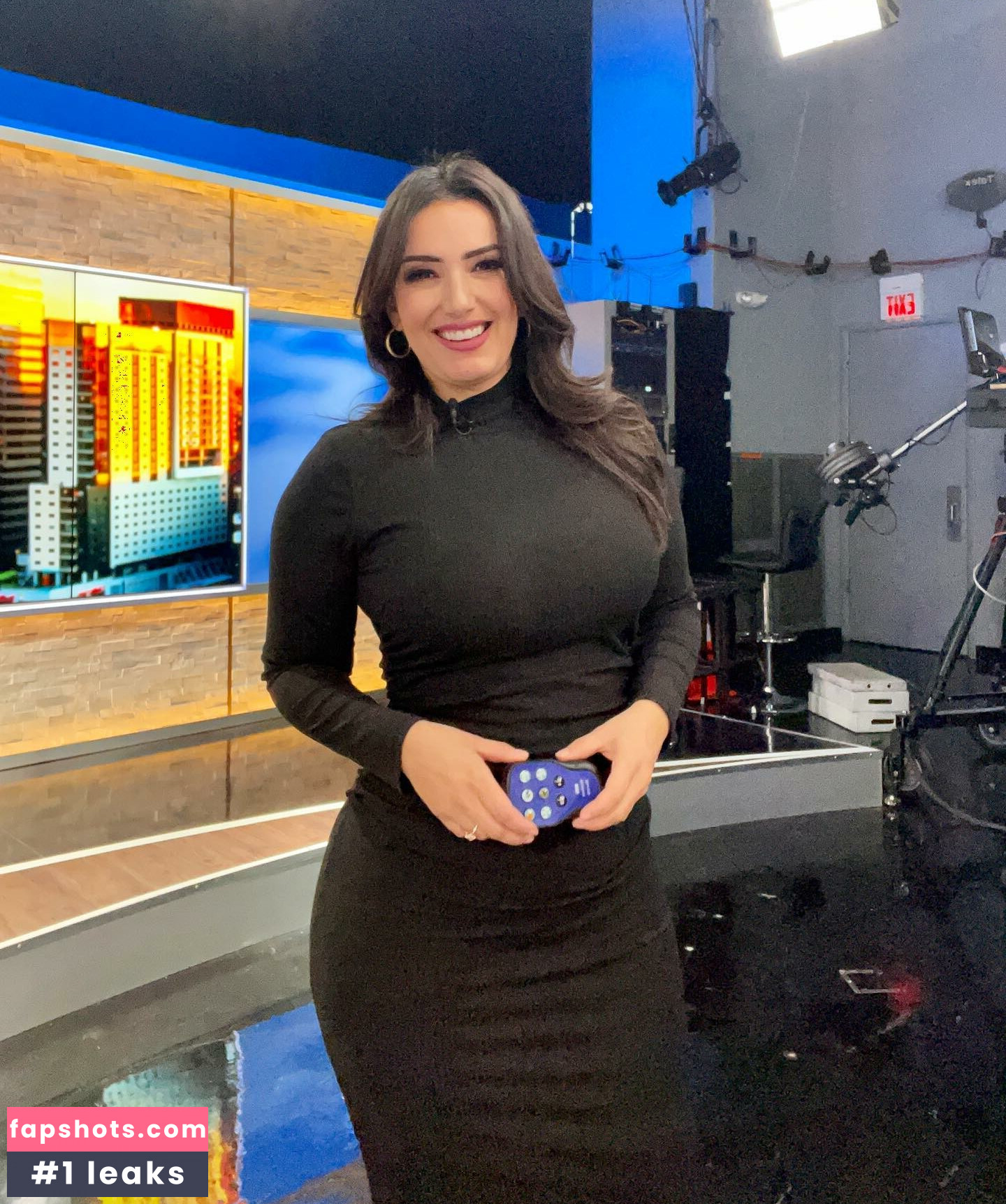 Monica Garcia gallery photo #15