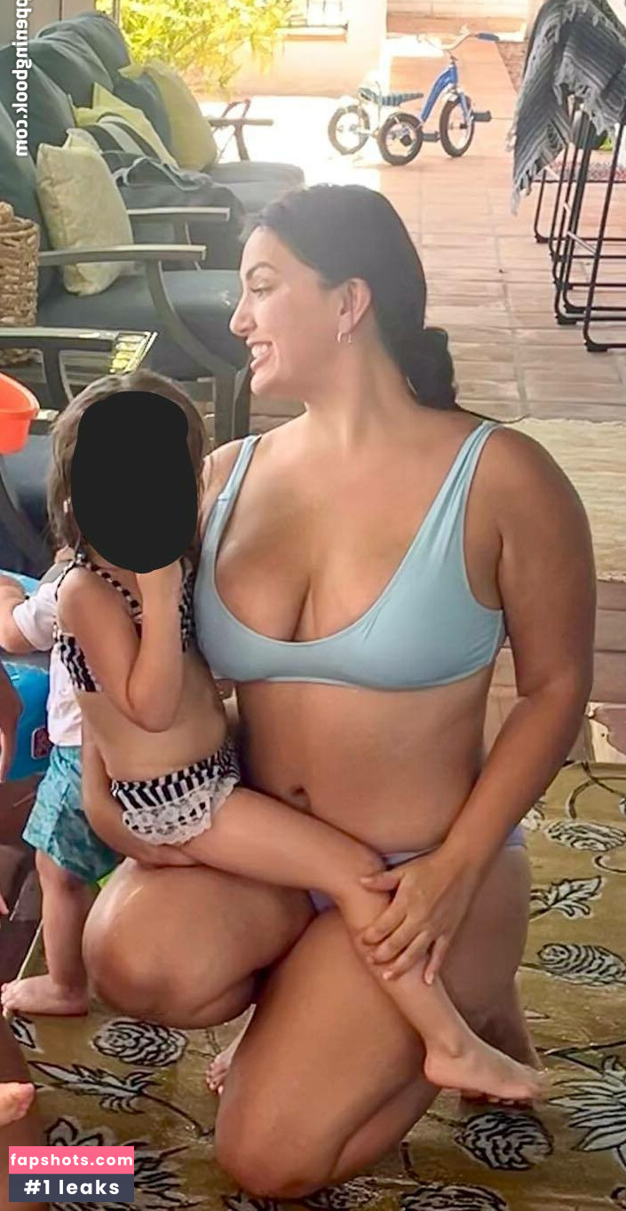 Monica Garcia gallery photo #9