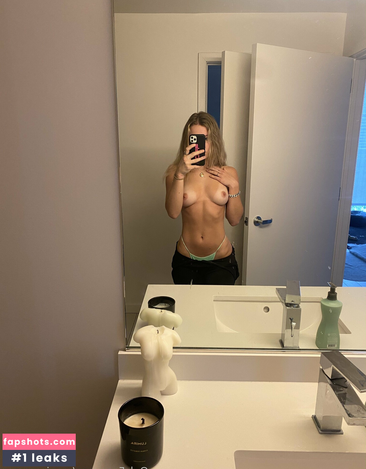 monicacorgan gallery photo #7