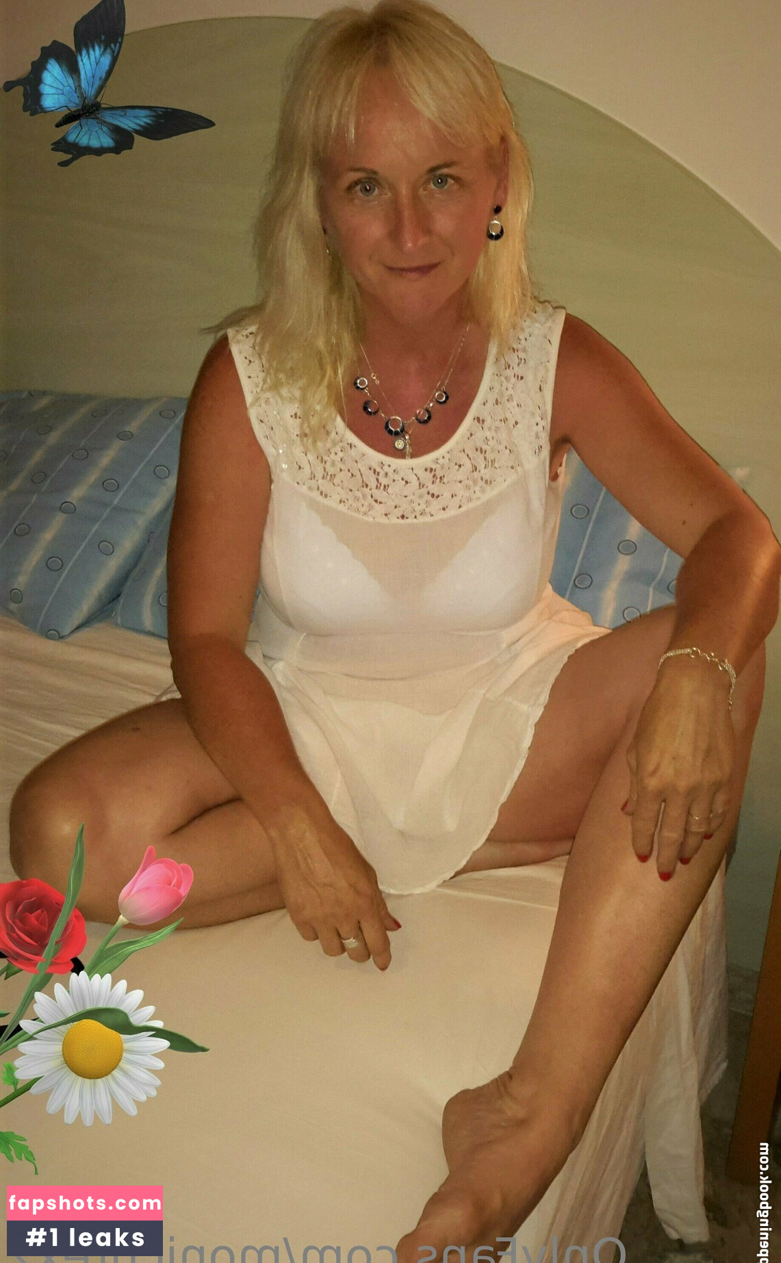 monicutex2 gallery photo #12