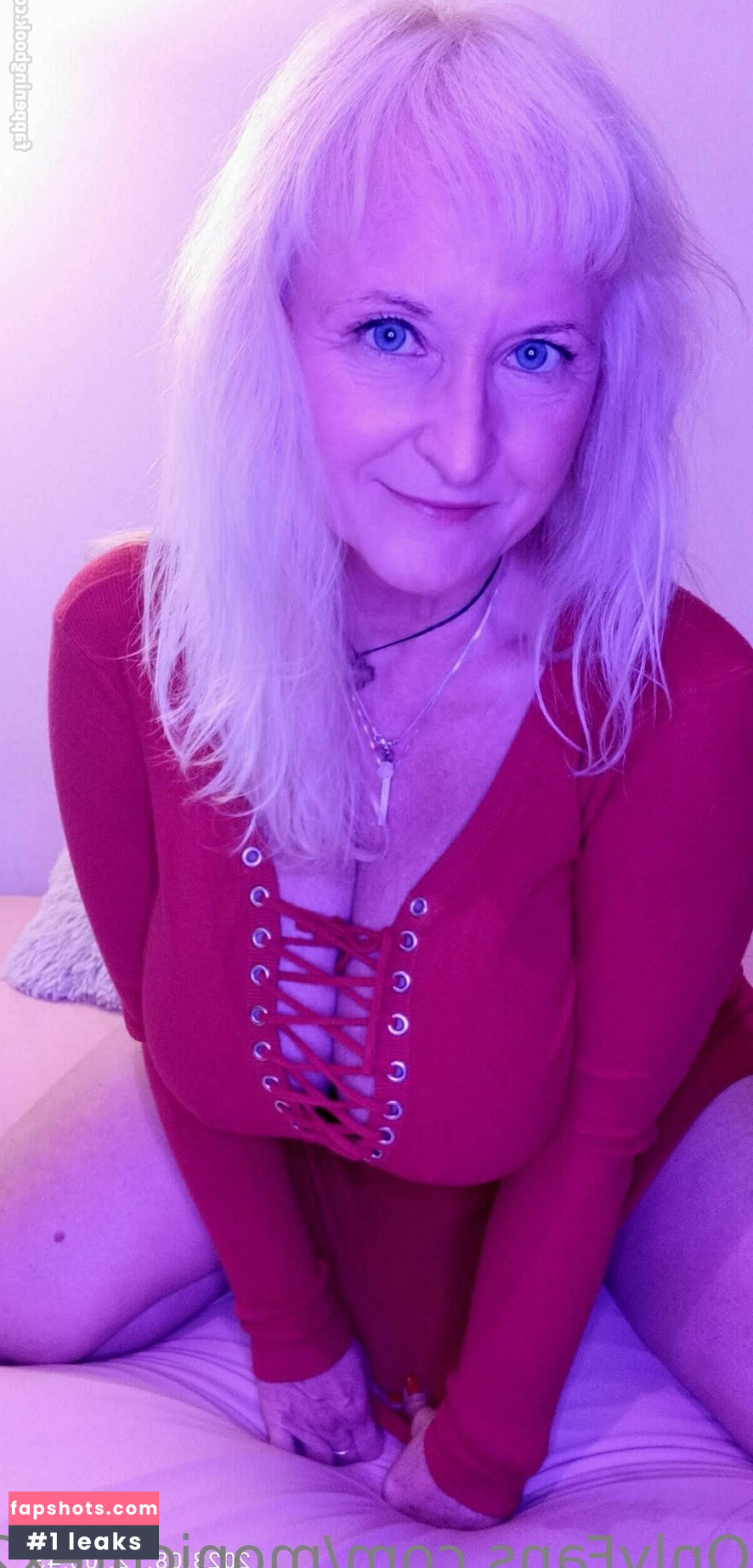 monicutex2 gallery photo #26