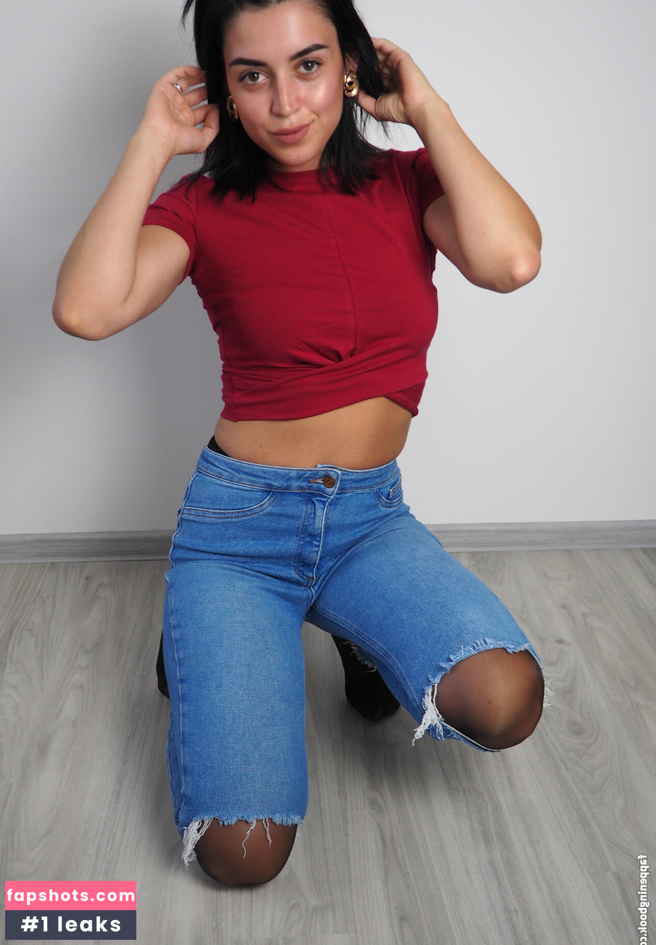 Monie Kulh gallery photo #32