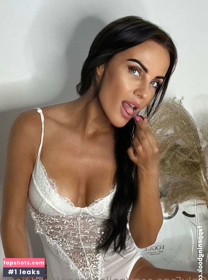 Monika Laskowska nude babe gallery