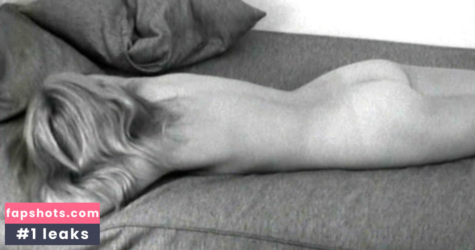 Monika Zinnenberg gallery photo #4