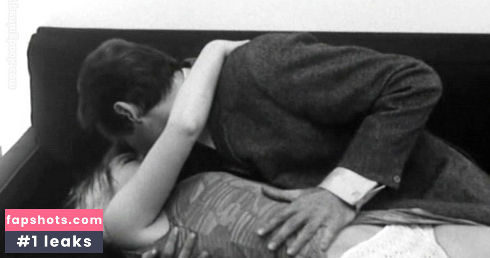 Monika Zinnenberg gallery photo #10