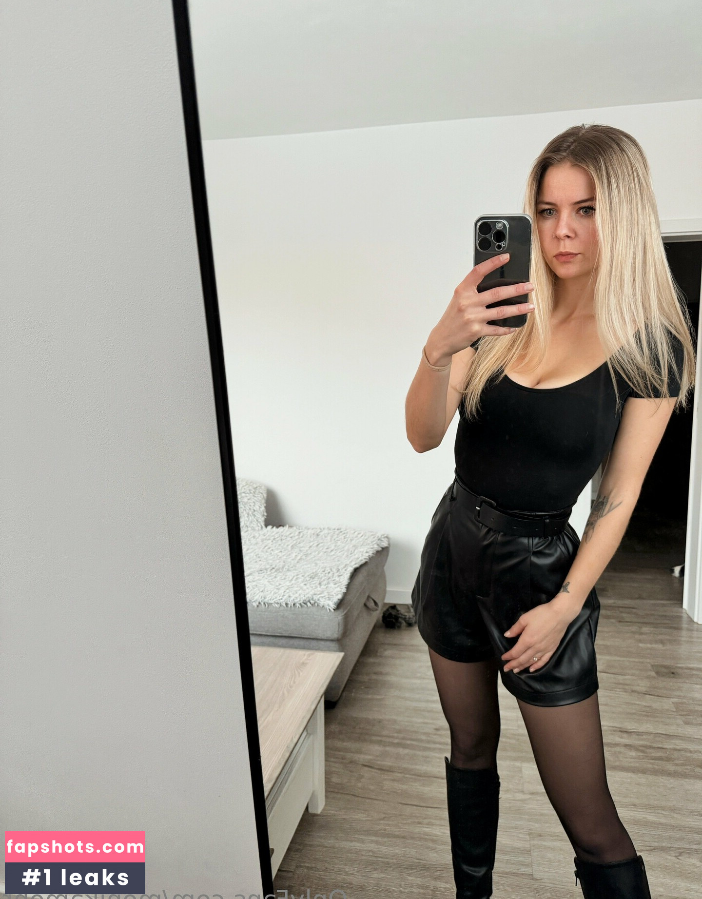 monikamohr gallery photo #13