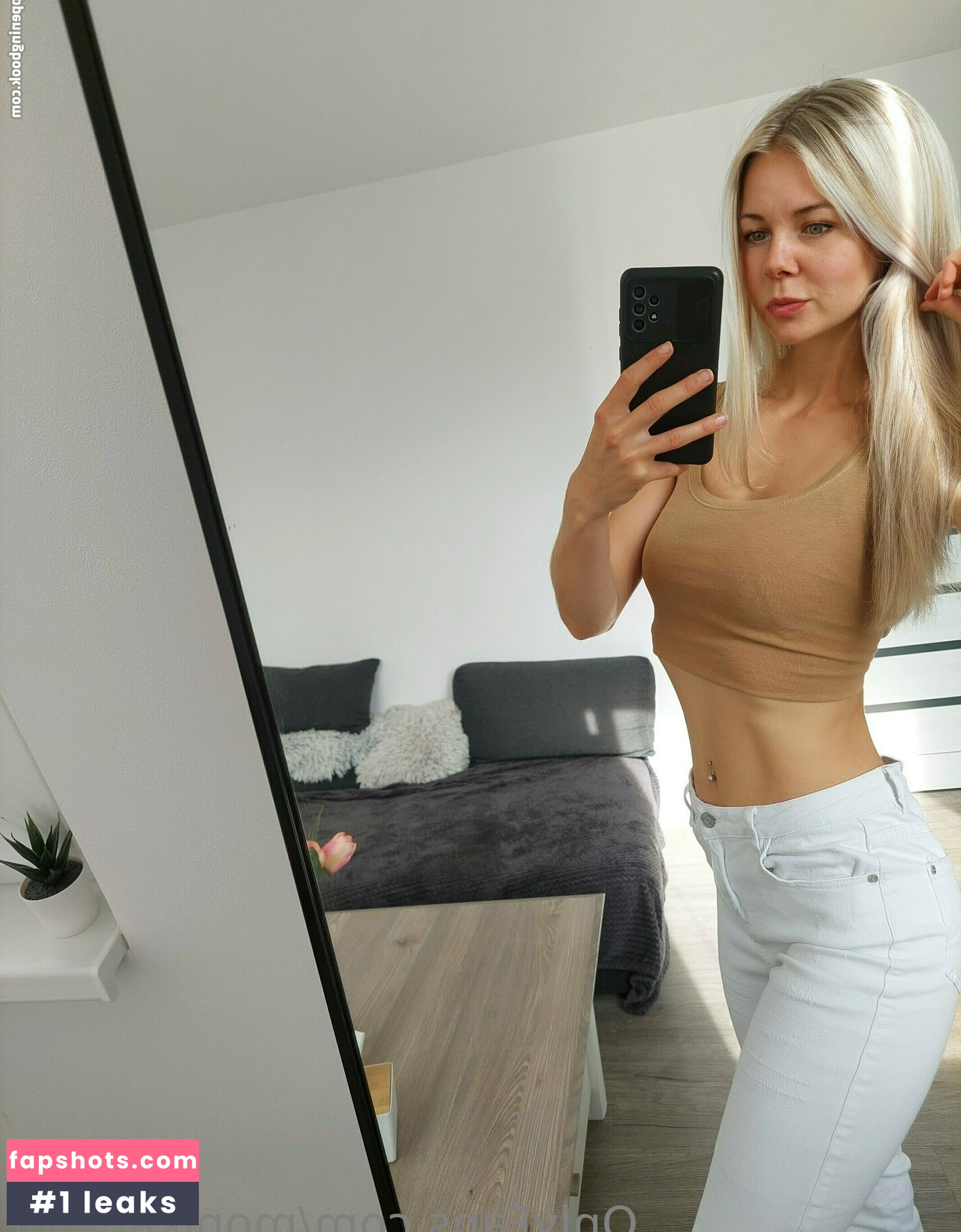 monikamohr gallery photo #33