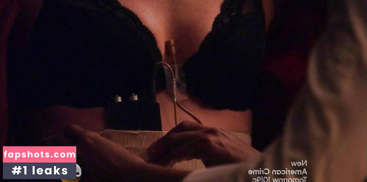 Moniqua Plante gallery photo #2