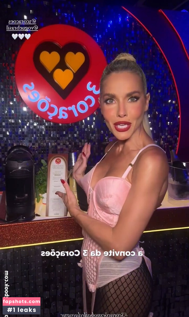 Monique Alfradique gallery photo #11