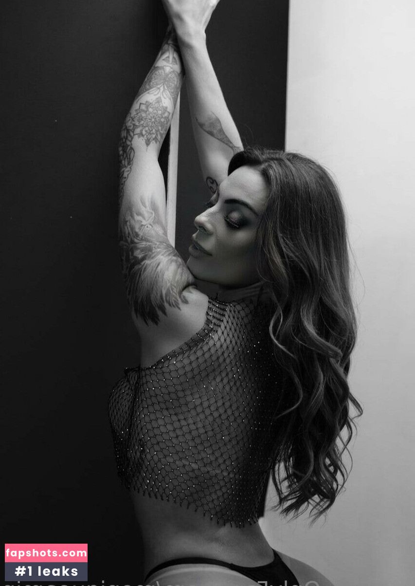 Monique Amin Nude Leaks OnlyFans Photos #13 - LeakJerk