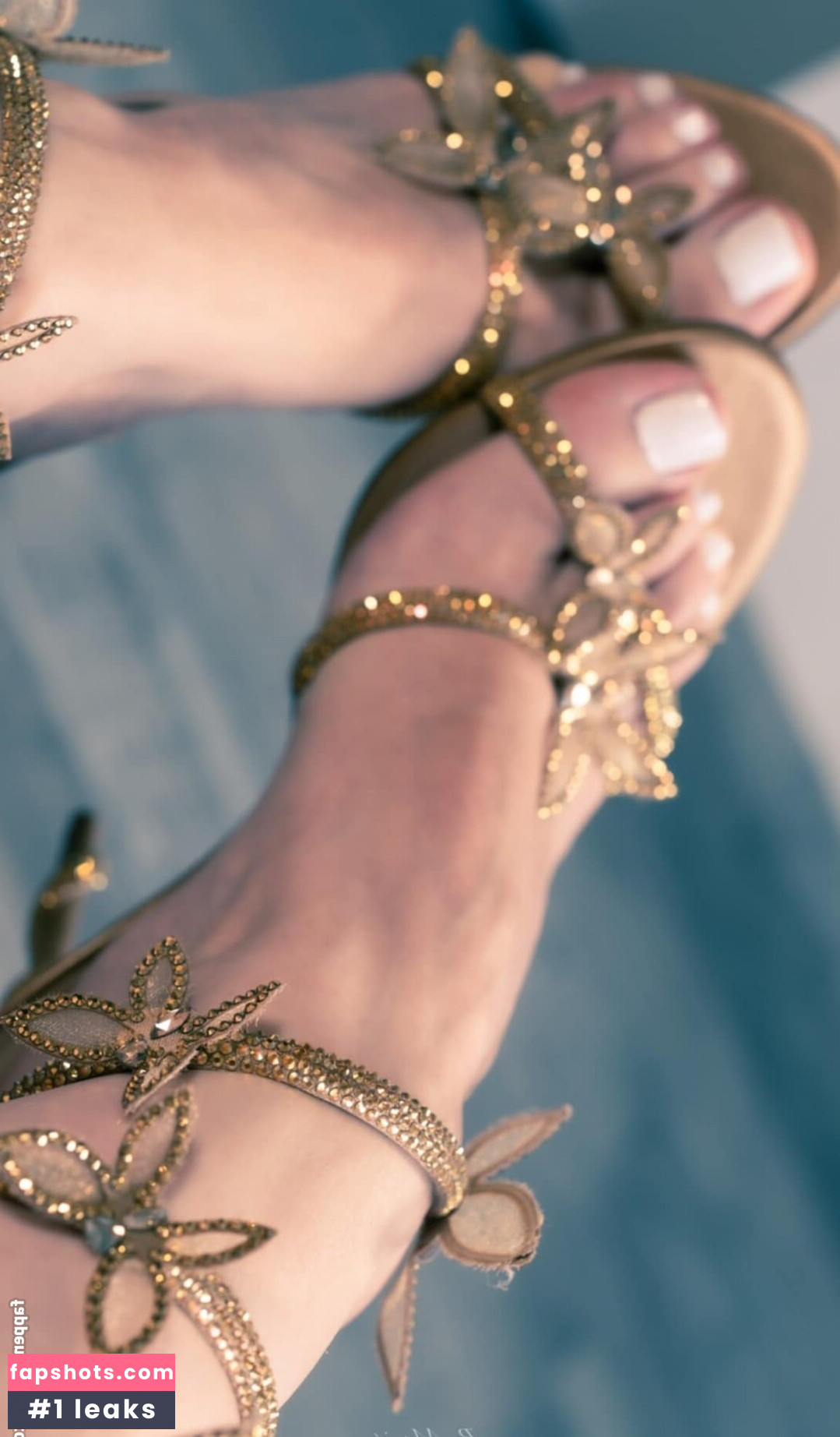 Monique Regnum gallery photo #7