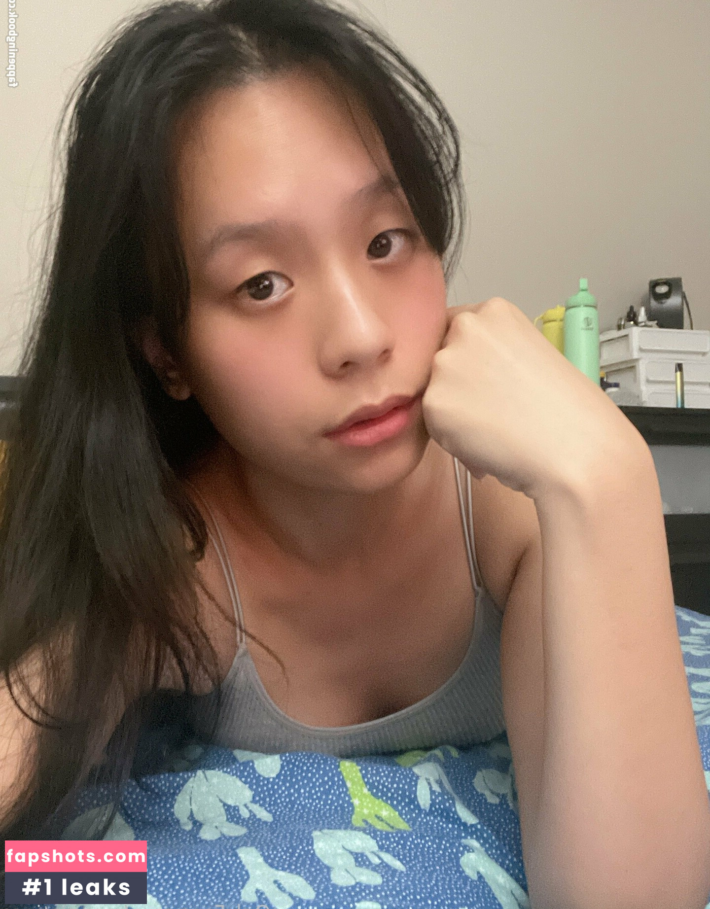 monnietings nude babe gallery