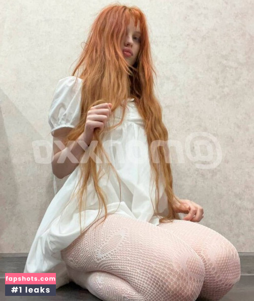 MonnyShka gallery photo #68