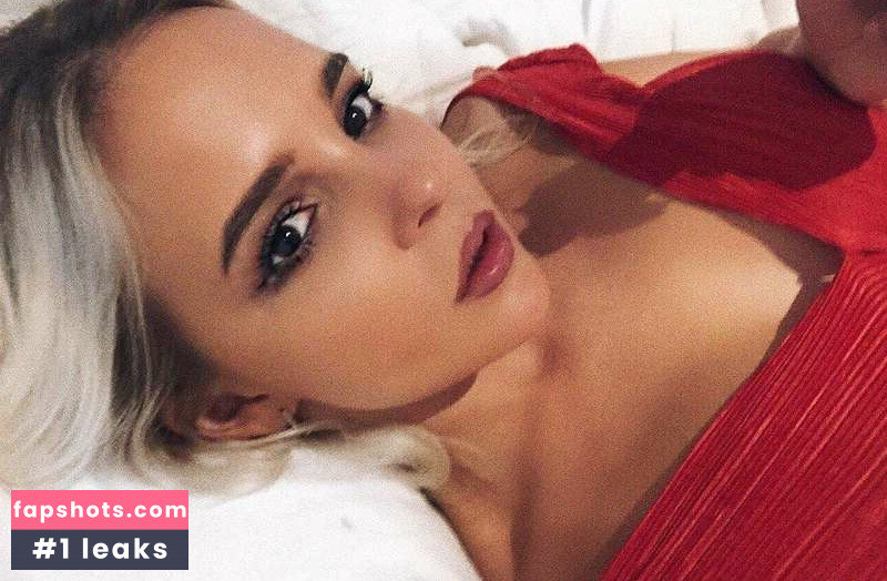 MonroCocos gallery photo #10