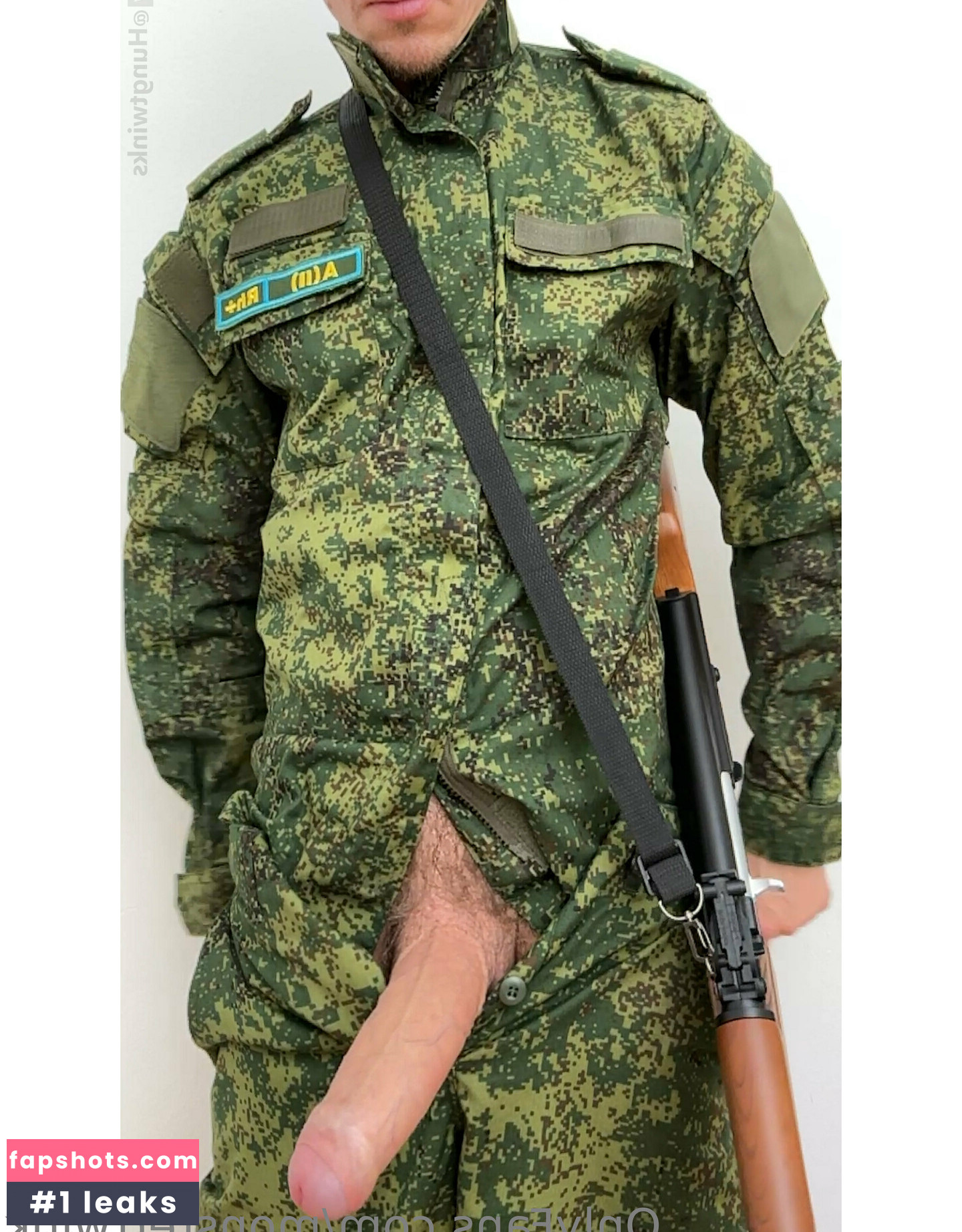 monstertwink gallery photo #5