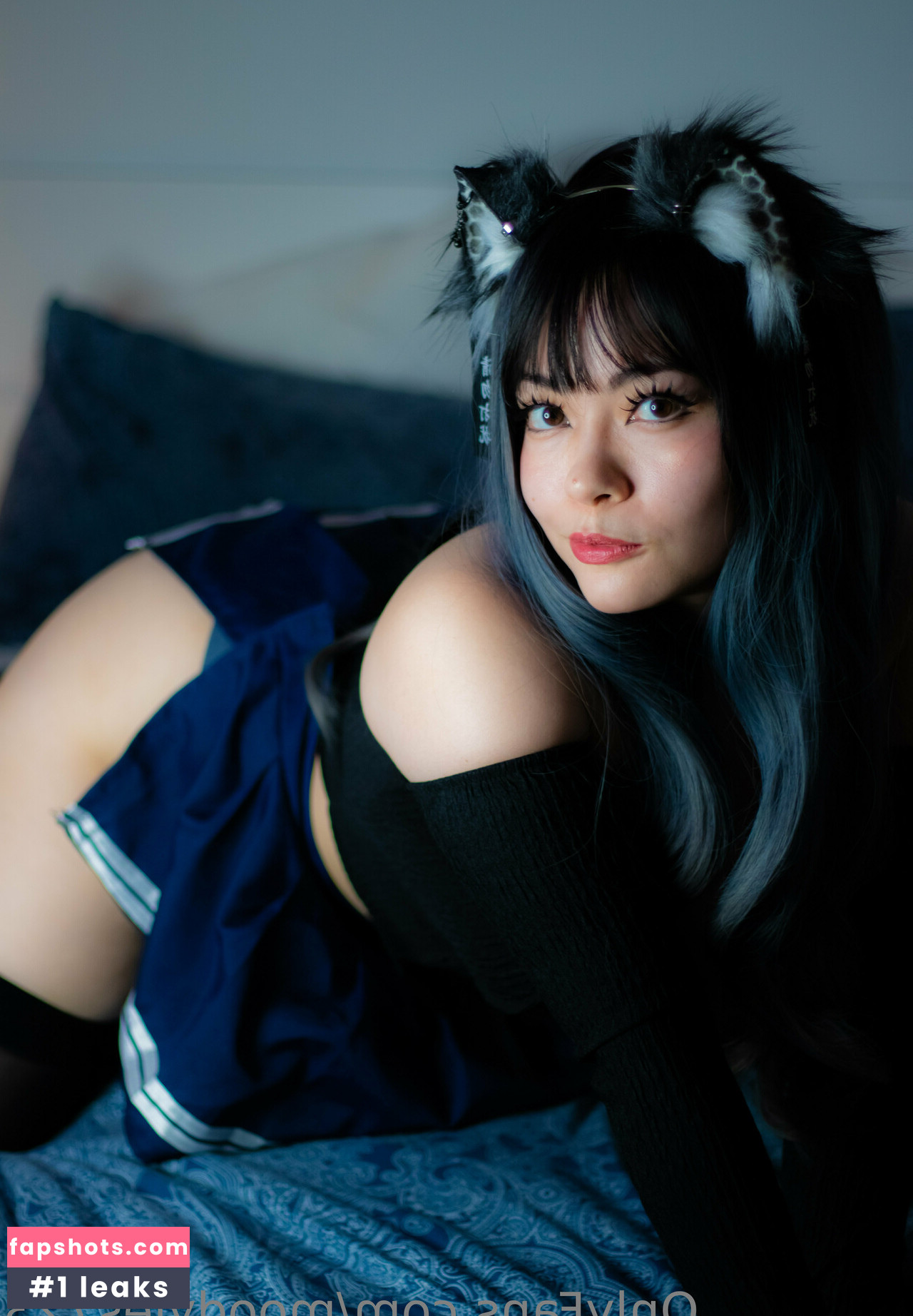 moodyjes723 nude babe gallery