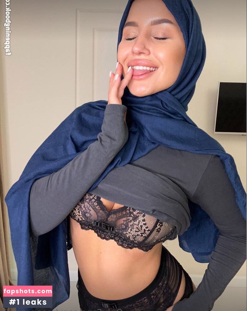 moon_adelin gallery photo #2